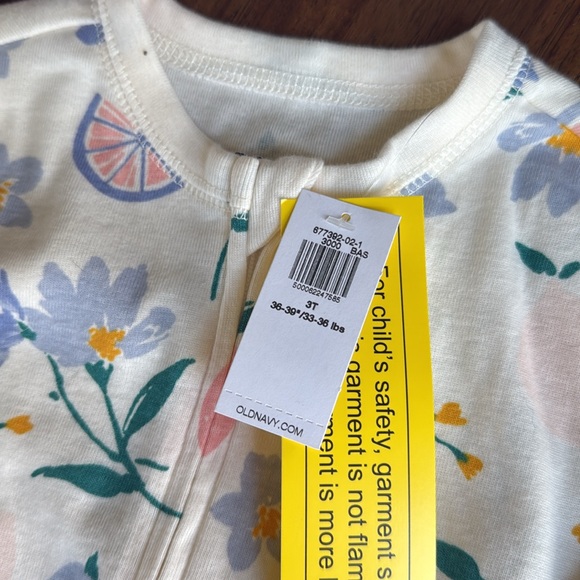 NWT Old Navy 4pc Kids Pajama Set - Pink, White, Yellow, Blue - Picture 7 of 10